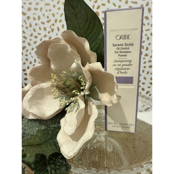 Oribe  Serene Scalp Dry Shampoo Powder 1.6oz - Picture 2 of 4